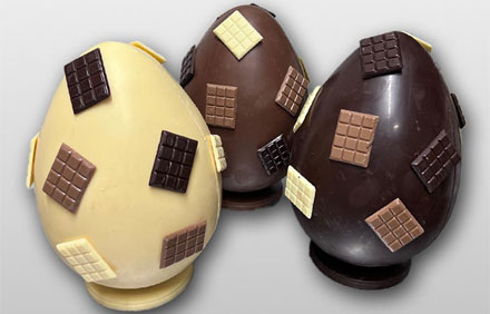 Huevos 200gr, 400gr y 600gr con chocolatina