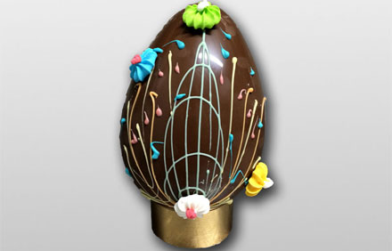 Huevo decorado 400gr