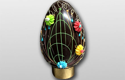 Huevo decorado 600gr
