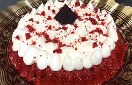 Red Velvet. Tamaño único de 6-8 raciones.